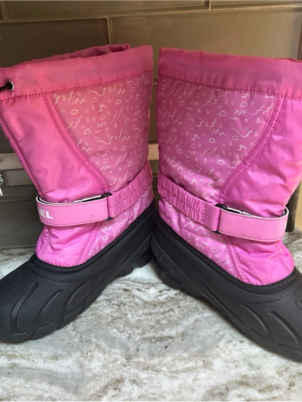 Sorel Big K Flurry Snow Boots Pink Black Sz 3 Waterproof Winter Back To School